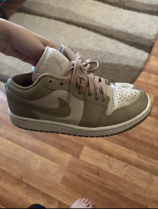 Jordan AIR 1 mid marimea 37.5