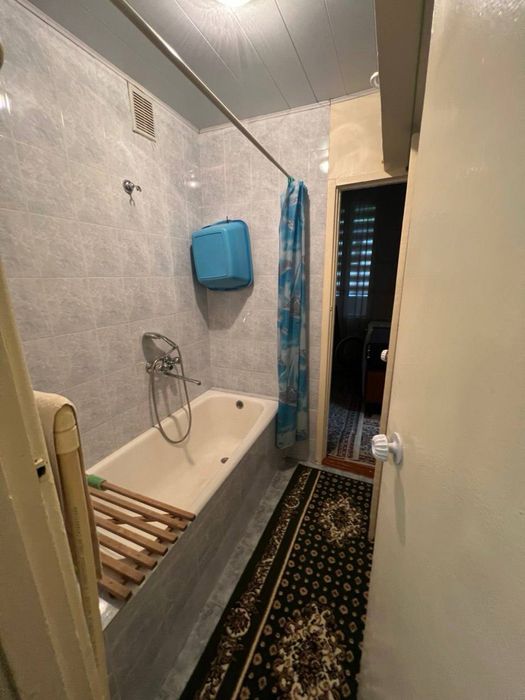 Юнусабад 7. 2/1/4 1.5*6 балкон