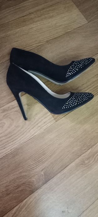 Продам туфли женские