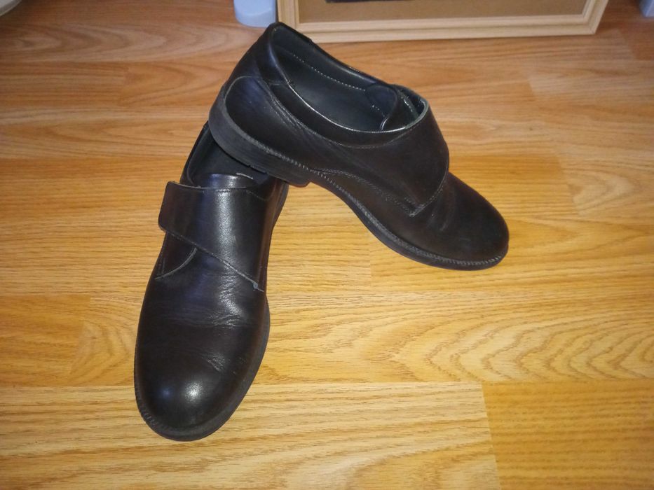 Детски обувки от естествена кожа