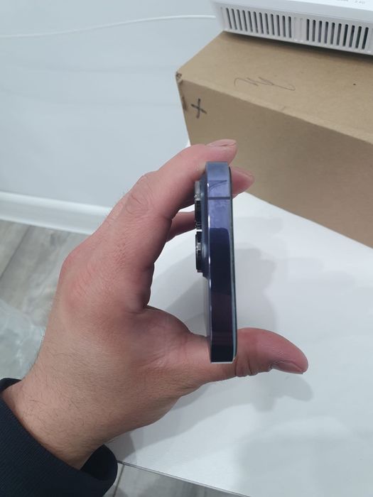 Продам/Айфон 14 про