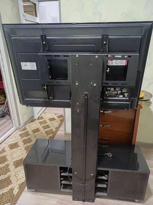 LG televizor 42 razmer