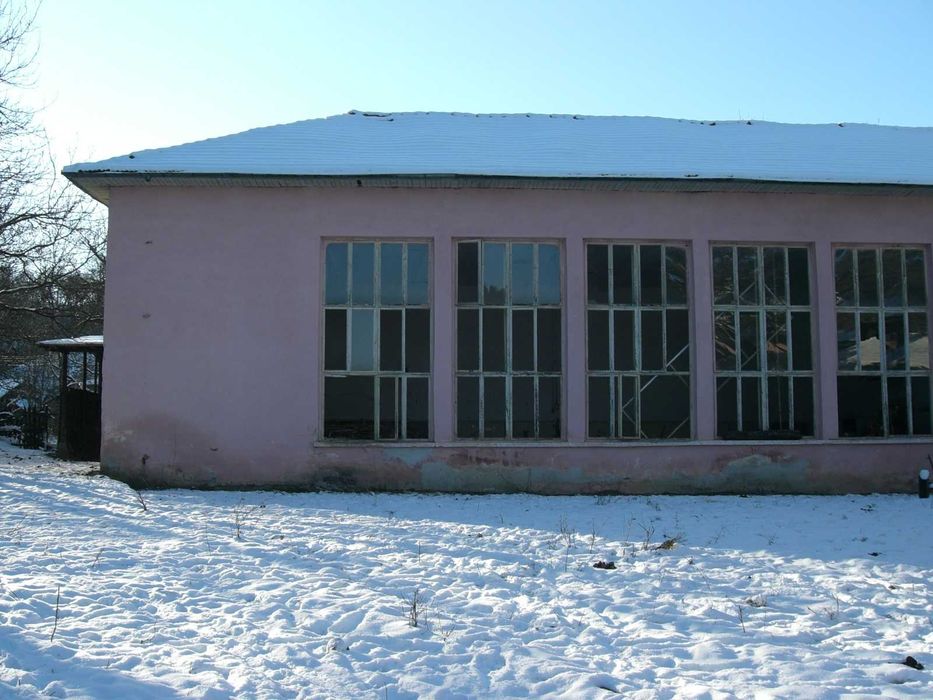 Продава се Промишлена сграда в с. Велчево, Област Ловеч - 23590 кв.м за 17 €/кв.м - Снимка #3