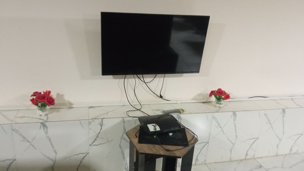 20 мата кампютер, и 2 та Плейстейшен 3.биргаликда сотилади