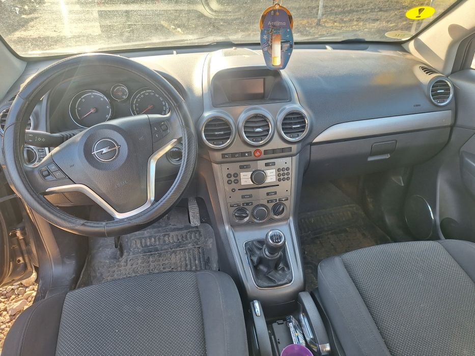 Dezmembrez opel antara