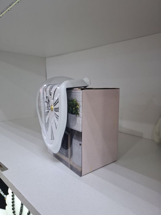 Продам Срочно Новые Часы 2500тг