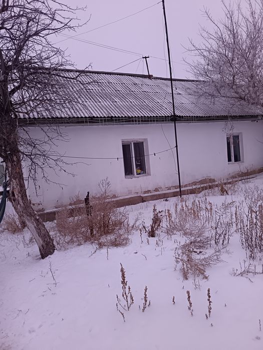 Продам дом в п. Долинка