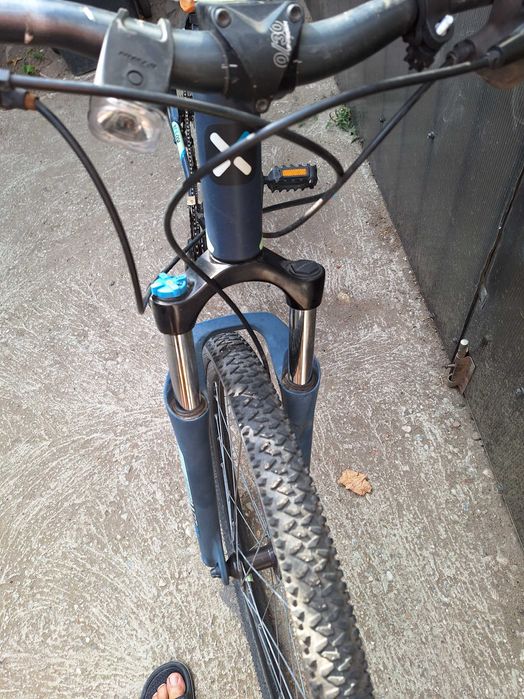 Bicicleta BTWiN roti 27,5 cadru M, Shimano Deore, reducere doar azi