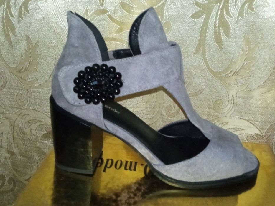 Красиво, элегантно украсит любую ножку