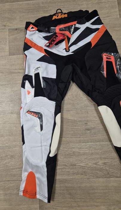 Мотоштаны KTM для эндуро.