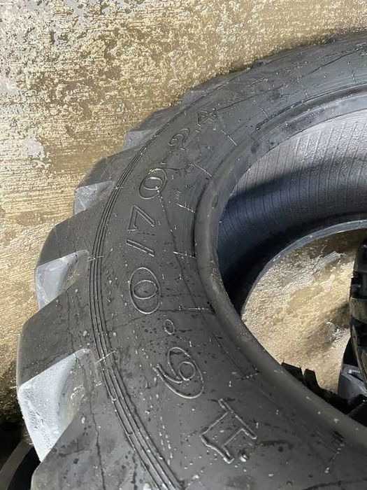 16.0/70-24 OZKA Cauciucuri industriale R24 cu 16pliuri 405/70-24