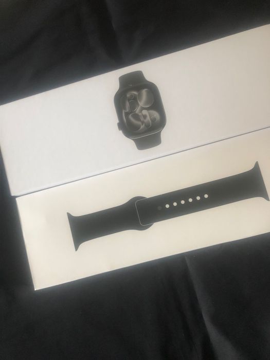 Смарт-часы Apple Watch Series 11