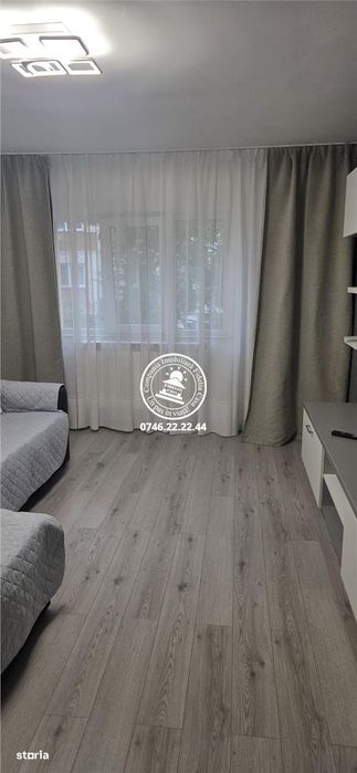 Apartament 2  camere de inchiriat in zona Nicolina