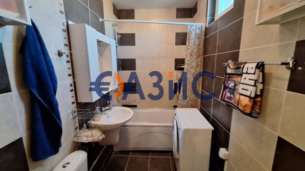 Продава се Тристаен апартамент в к.к. Слънчев бряг - 110 кв.м за 855 €/кв.м - Снимка #8