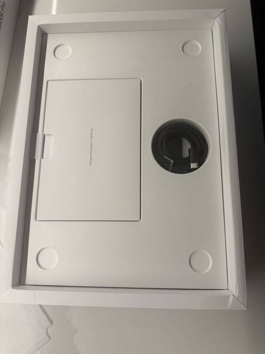 Macbook Pro 14" M4 Pro чип с 14 CPU/ 20 GPU 24GB / 1TB ЦЕНА: 3999 лв.