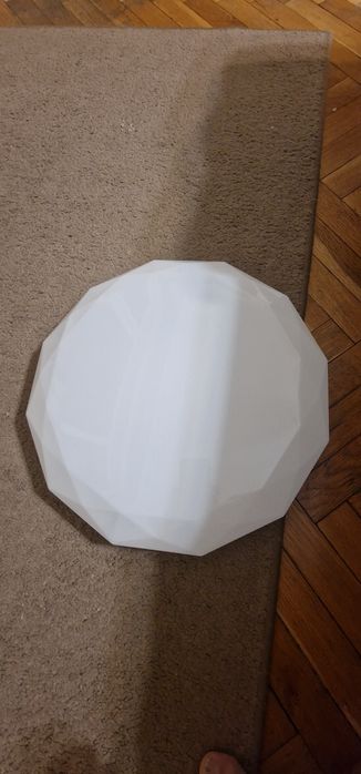 Лед плафон диамант.