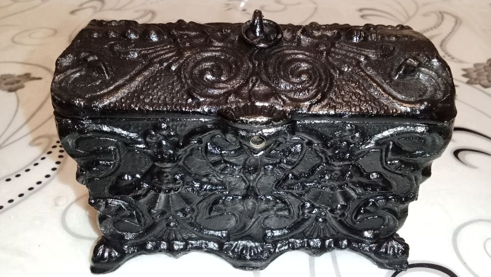 Сундучок шкатулка. Куса. СССР.