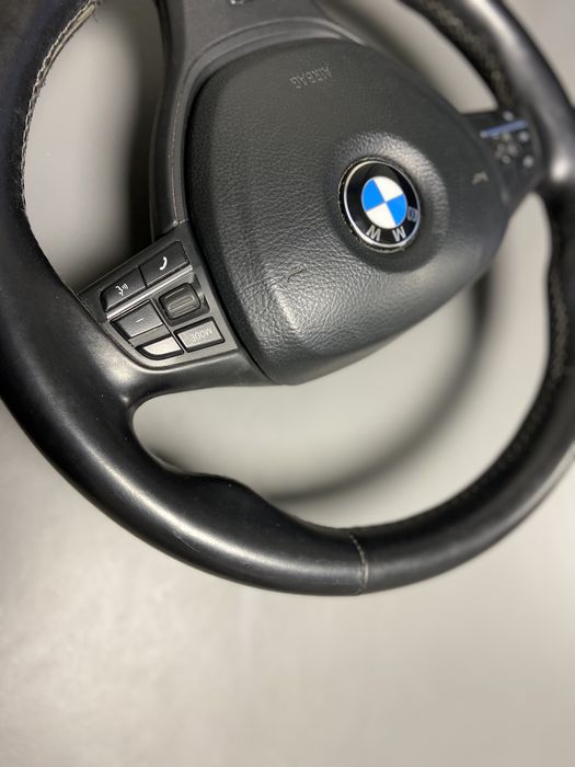 Volan M piele originala Bmw F10 F11 fara uzura 2010-2014