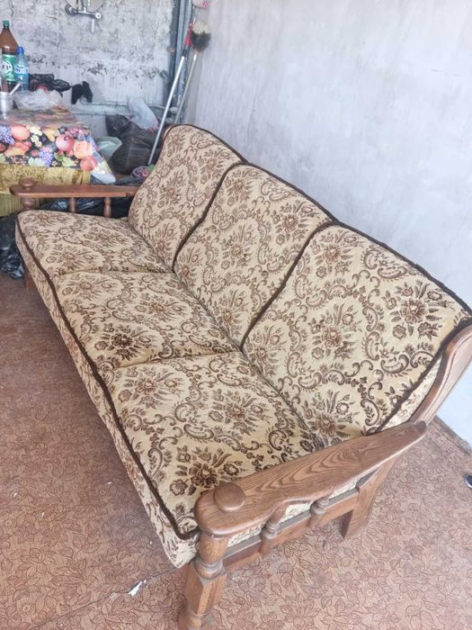 Продавам Диван и Фотьойл