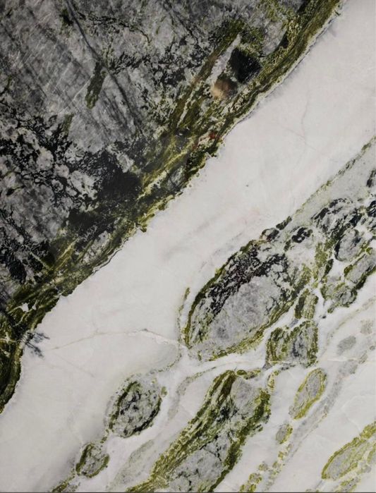 Гранат травертин мрамор ступени подоконники