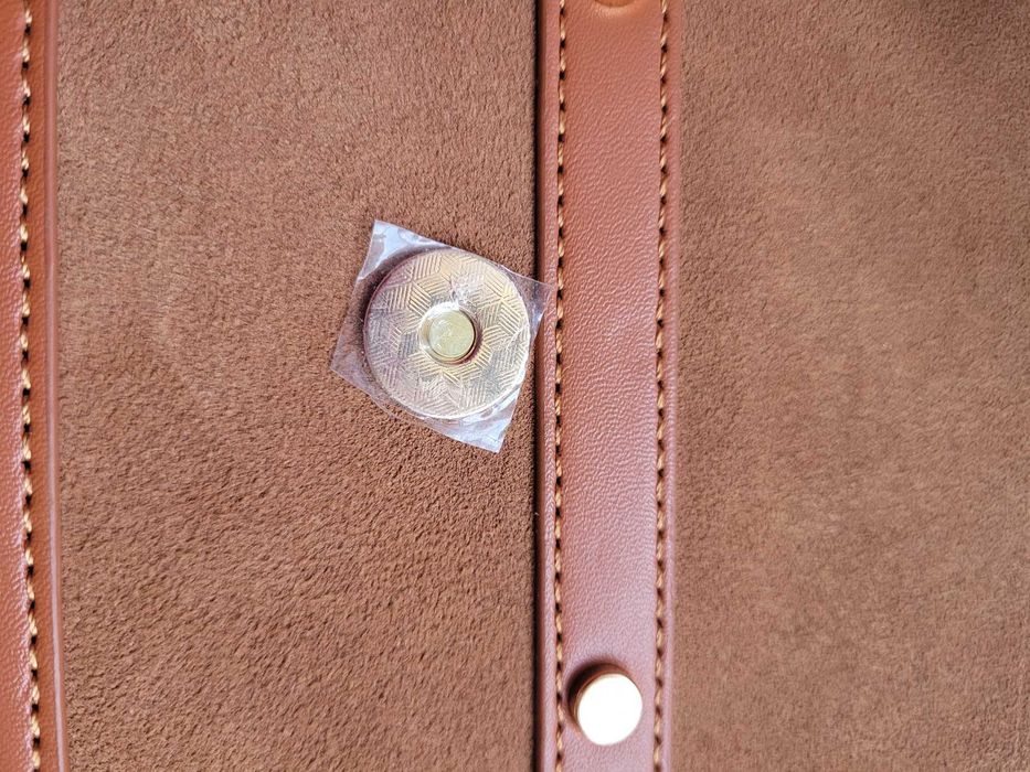 Geanta (poseta) tip crossbody, brand Manoukian, din piele naturala