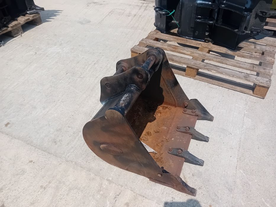 Cupa noua 60.cm miniexcavator 2.5 3 tone