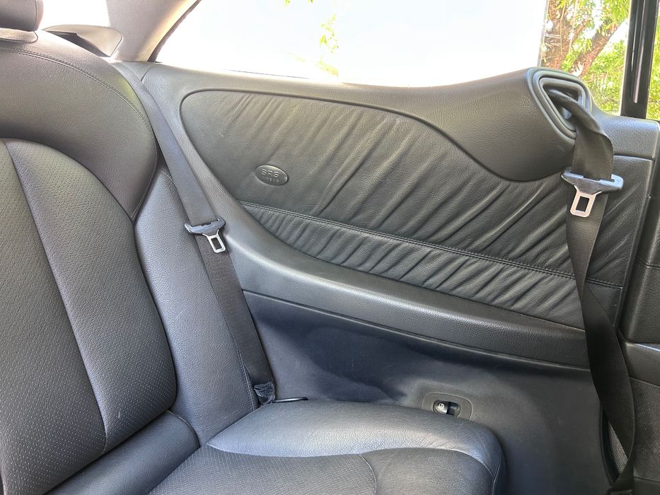 Продавам автомобил модел Mercedes Clk 240