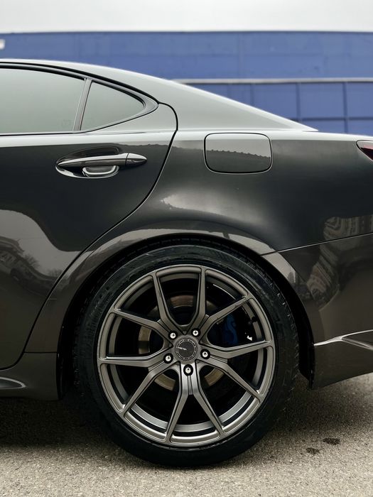 Диски 18 vossen.