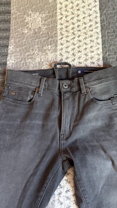 Продавам нови оригинални дънки G-Star Raw