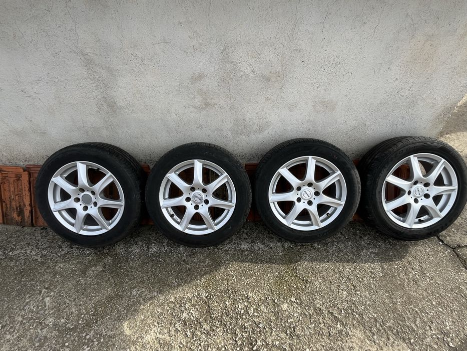 Джанти с летни гуми 205/55/16-ET35-7J-66.6