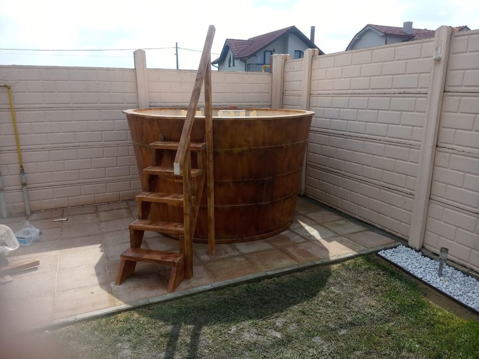 Ciubăr cu sobă de inox