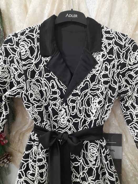 Рокля тип сако, блузки