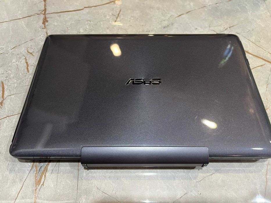Нетбук ASUS сенсорный