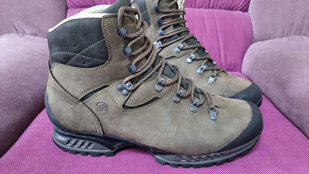 Ghete trekking vanatoare de la HANWAG Tatra 2 marimea 48,5