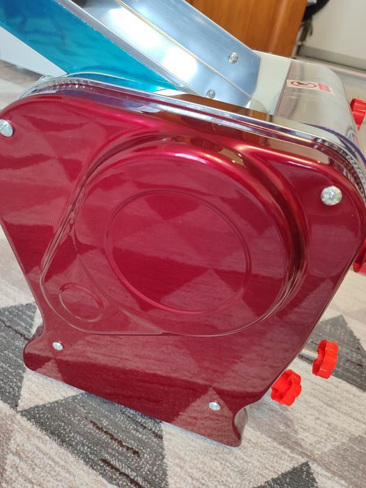 Тестораскаточная машина