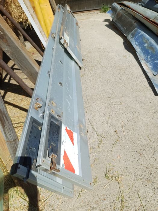 Obloane de aluminiu.