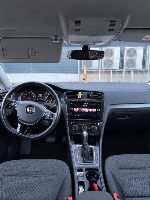 VOLKSWAGEN Golf 2019 — imagine 5
