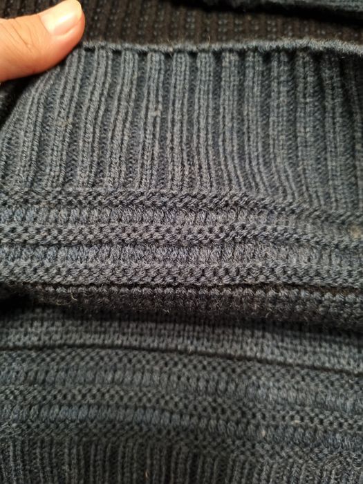 Продам мужскую кофту