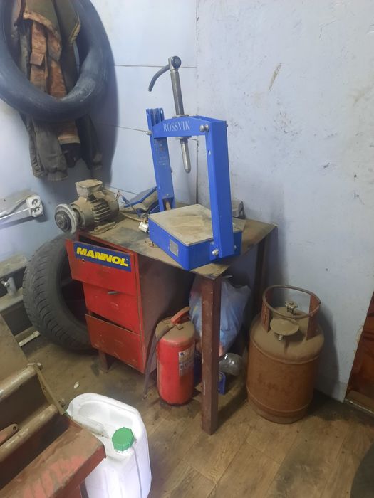 Продам действующий шиномонтаж