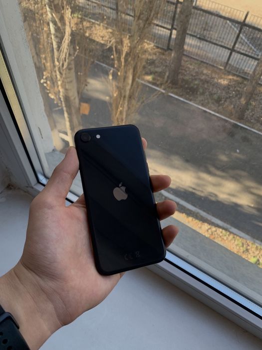 iPhone SE 2020-Айфон СЕ 2020