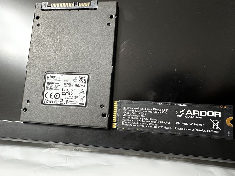 SSD 1tb + SSD m2 512gb диск накопитель память