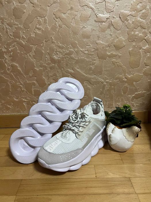 Versace Chain Reaction