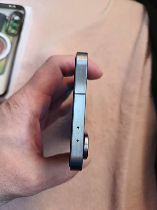 Самсунг А56 уникален като нов