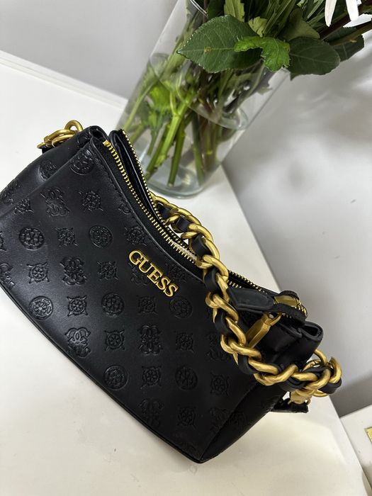 Ново! Чанта на Guess