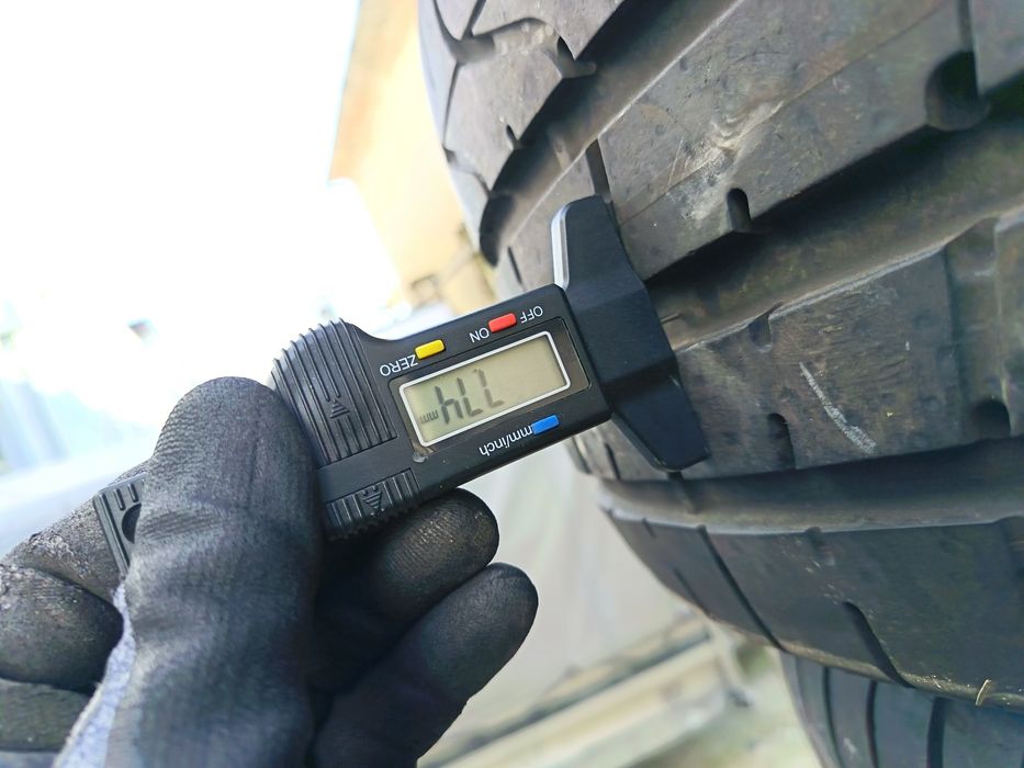 Anvelope vara 255 40 19 pirreli 7.5mm 2022