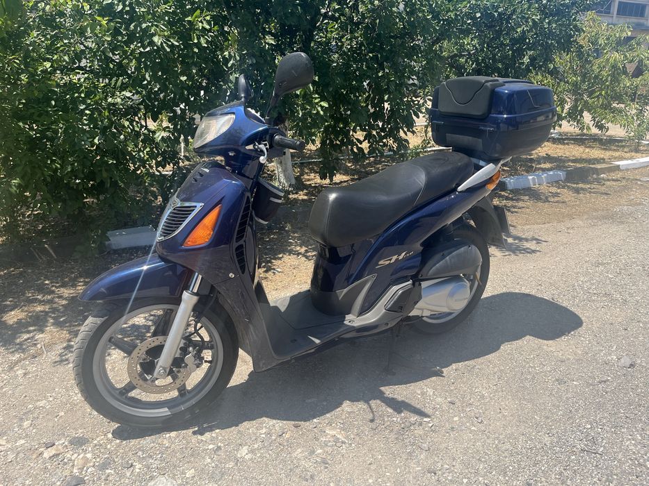 Скутер Honda SH 150