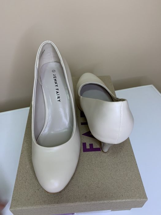 ССС обувки на нисък ток