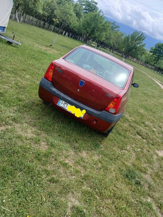 Vând sau schimb dacia logan