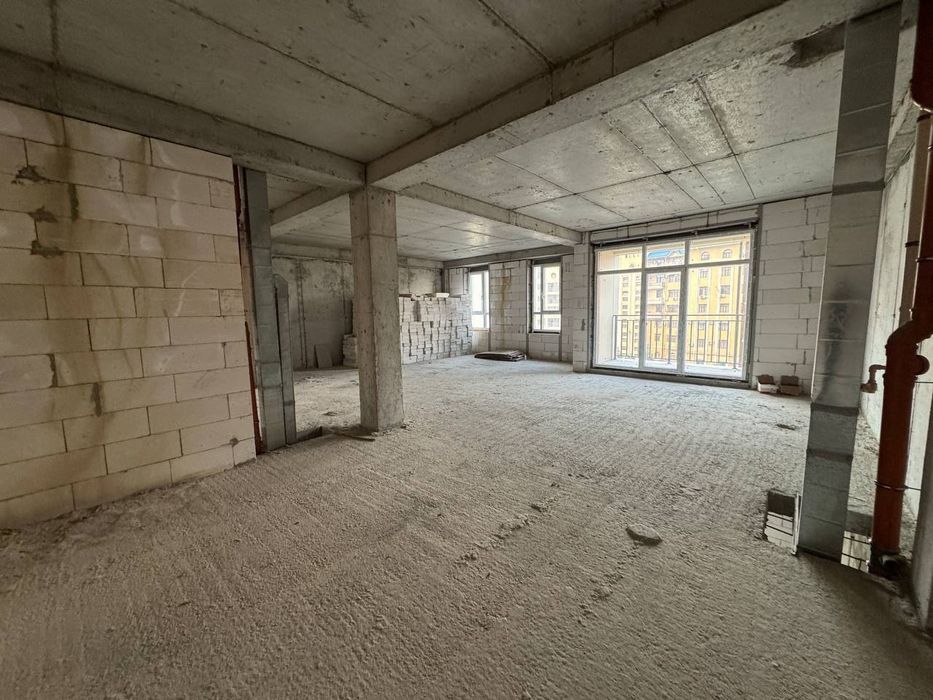 Продается 3х ком квартира, ЖК Celebrity Residence, ор-р:8й роддом,92м²