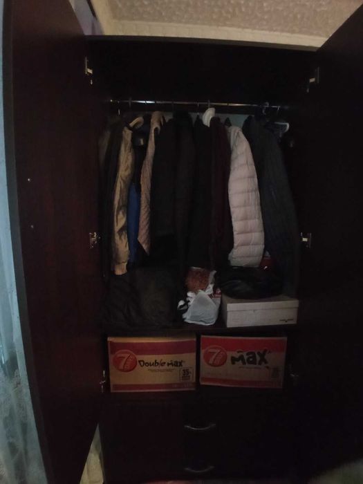 Голям Гардероб за дрехи